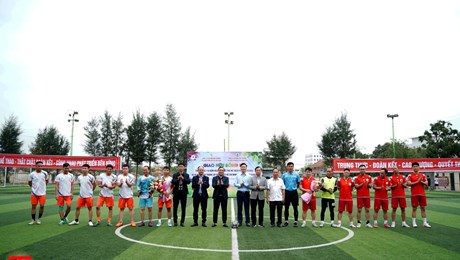 ĐOÀN CTCP MÔI TRƯỜNG VÀ CÔNG TRÌNH ĐÔ THỊ HƯNG YÊN ĐẾN THĂM, TRAO ĐỔI KINH NGHIỆM VÀ GIAO HỮU TDTT NHÂN DỊP NGÀY QUỐC TẾ PHỤ NỮ